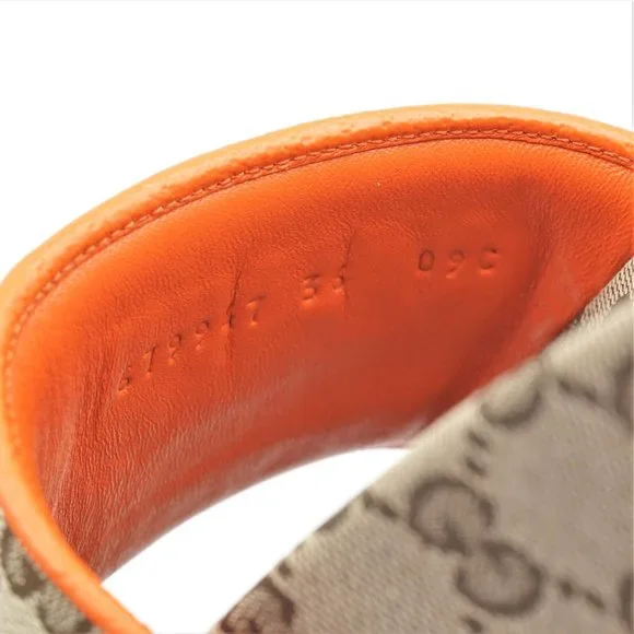 New in Blemished Box Women's The North Face x Gucci Beige & Orange Slides US 6 - Picture 12 of 16